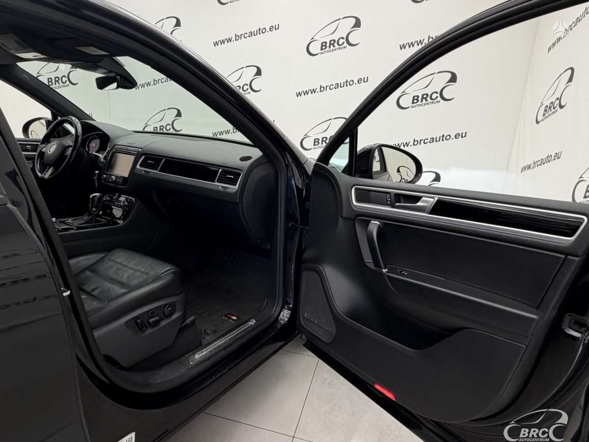 Volkswagen Touareg - 9