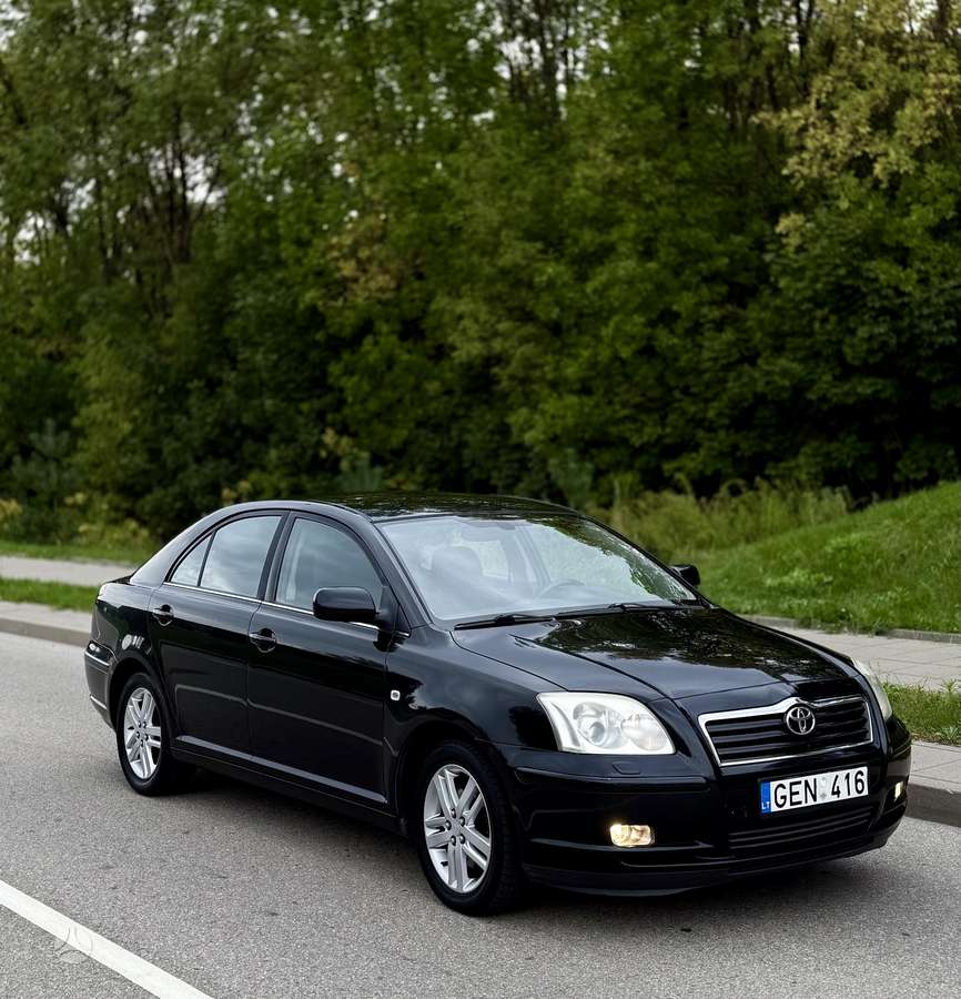Toyota Avensis - 2