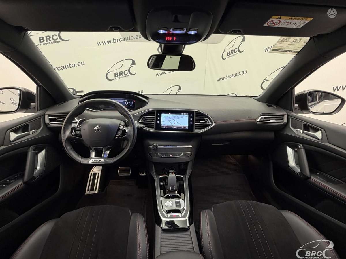 Peugeot 308, 1.2 l., hatchback