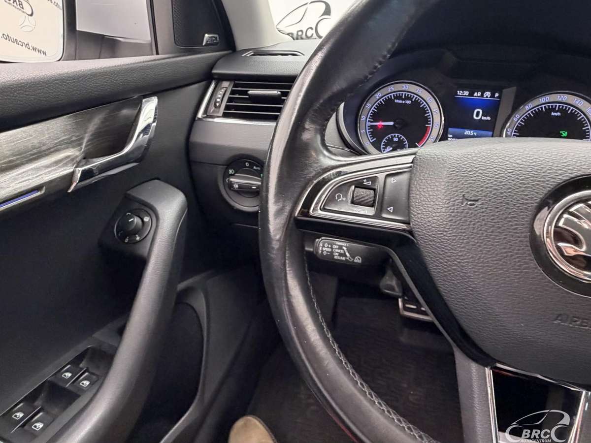Skoda Octavia Scout, 2.0 l., Универсал