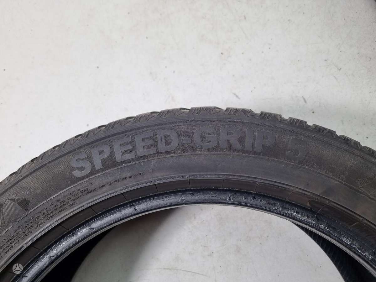 Semperit 5mm, žieminės 215/55 R18