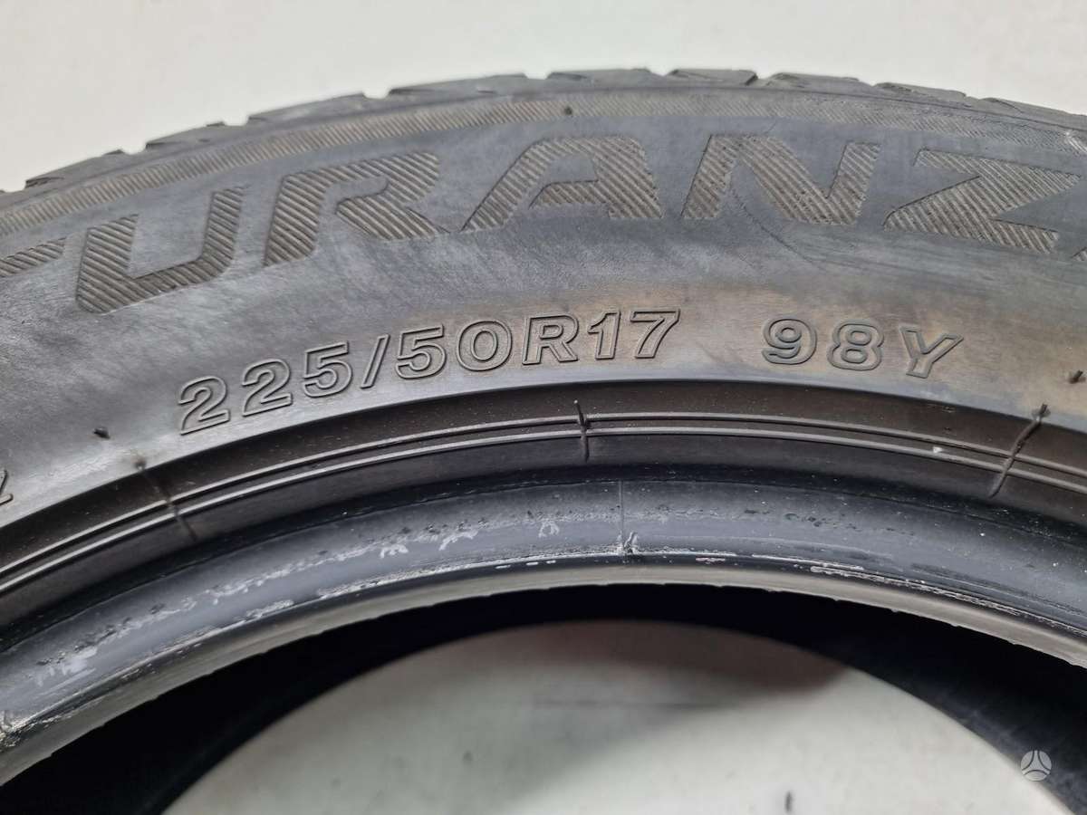Bridgestone 5mm, летние 225/50 R17