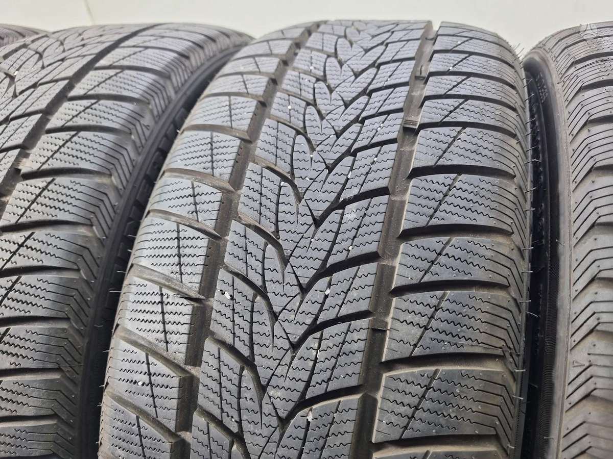 Minerva 8mm, 2024m, winter 225/40 R18