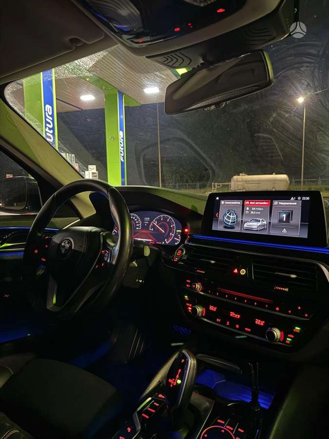 BMW 520 - 7