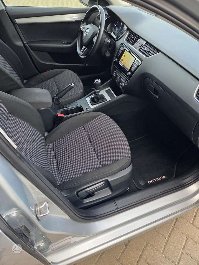 Škoda Octavia - 4