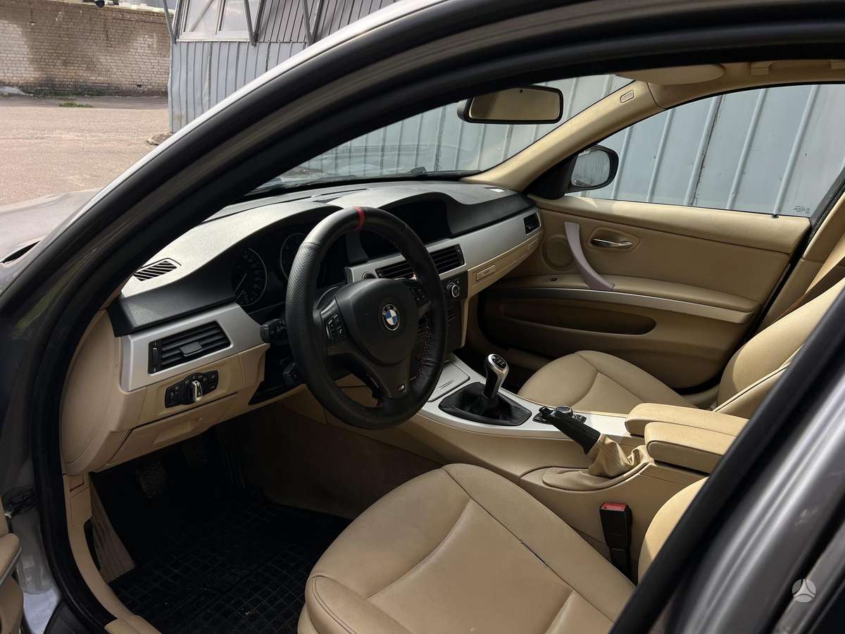 BMW 318, 2.0 l., Универсал