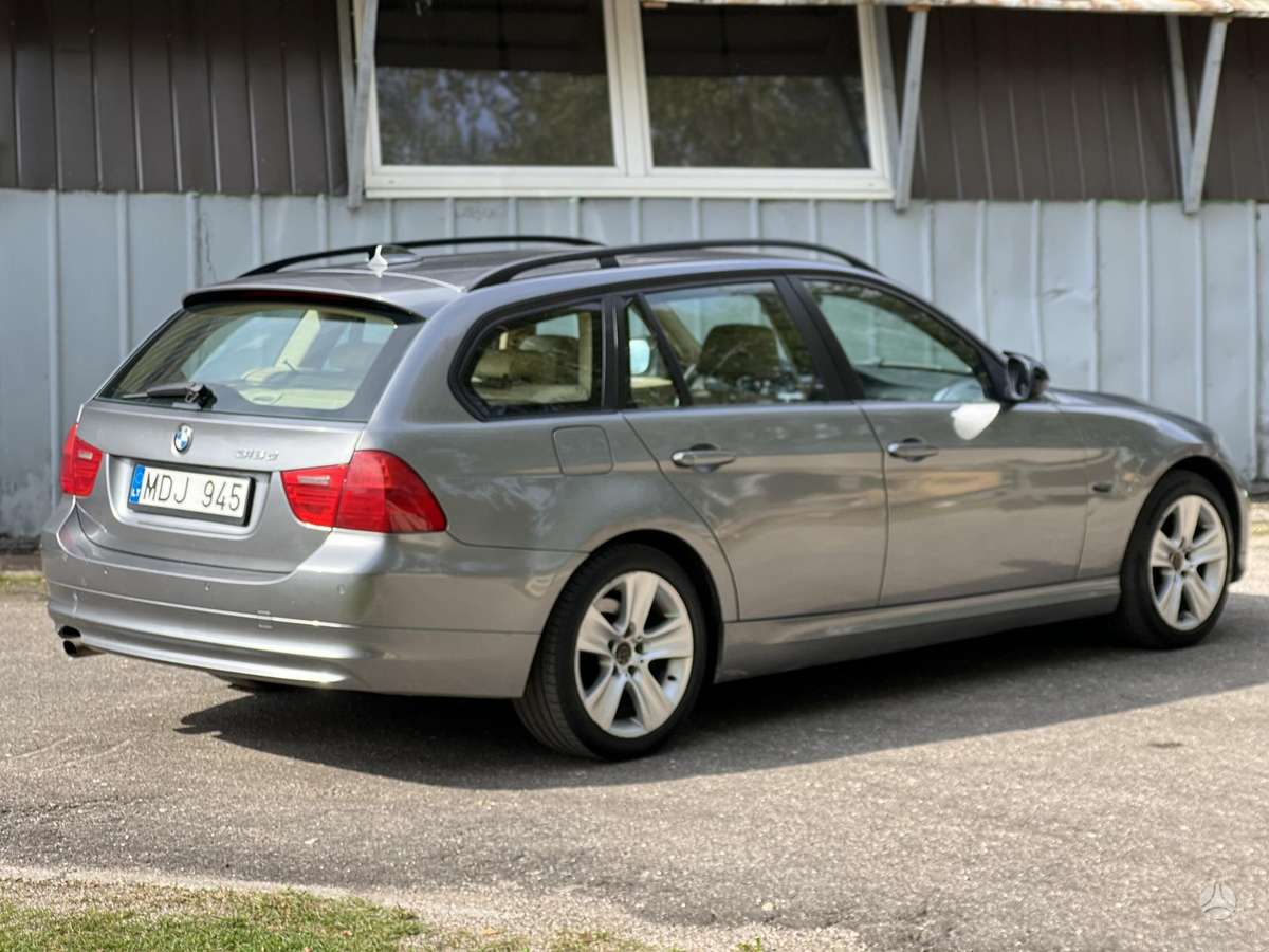 BMW 318, 2.0 l., wagon