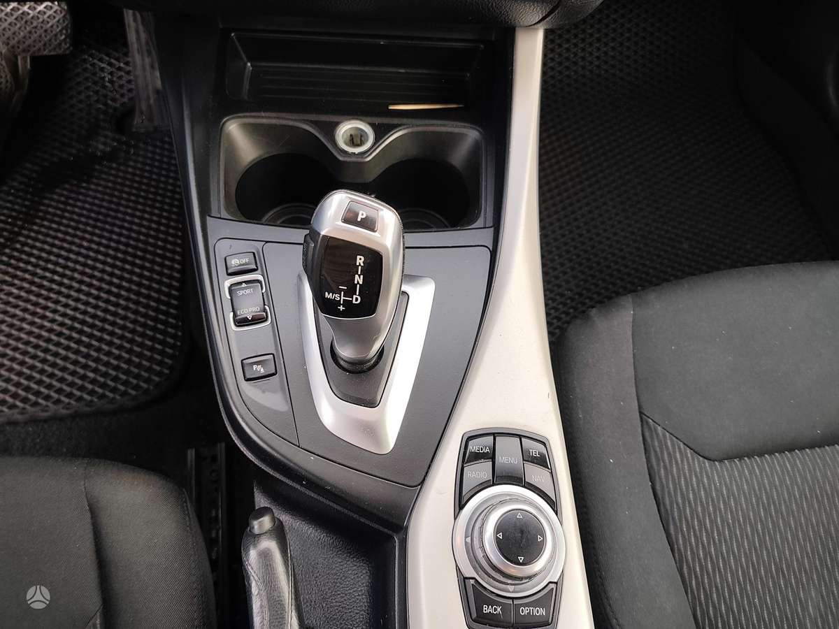 BMW 116, 2.0 l., Хэтчбек