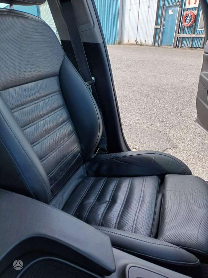 Opel Insignia, 2.0 l., Седан