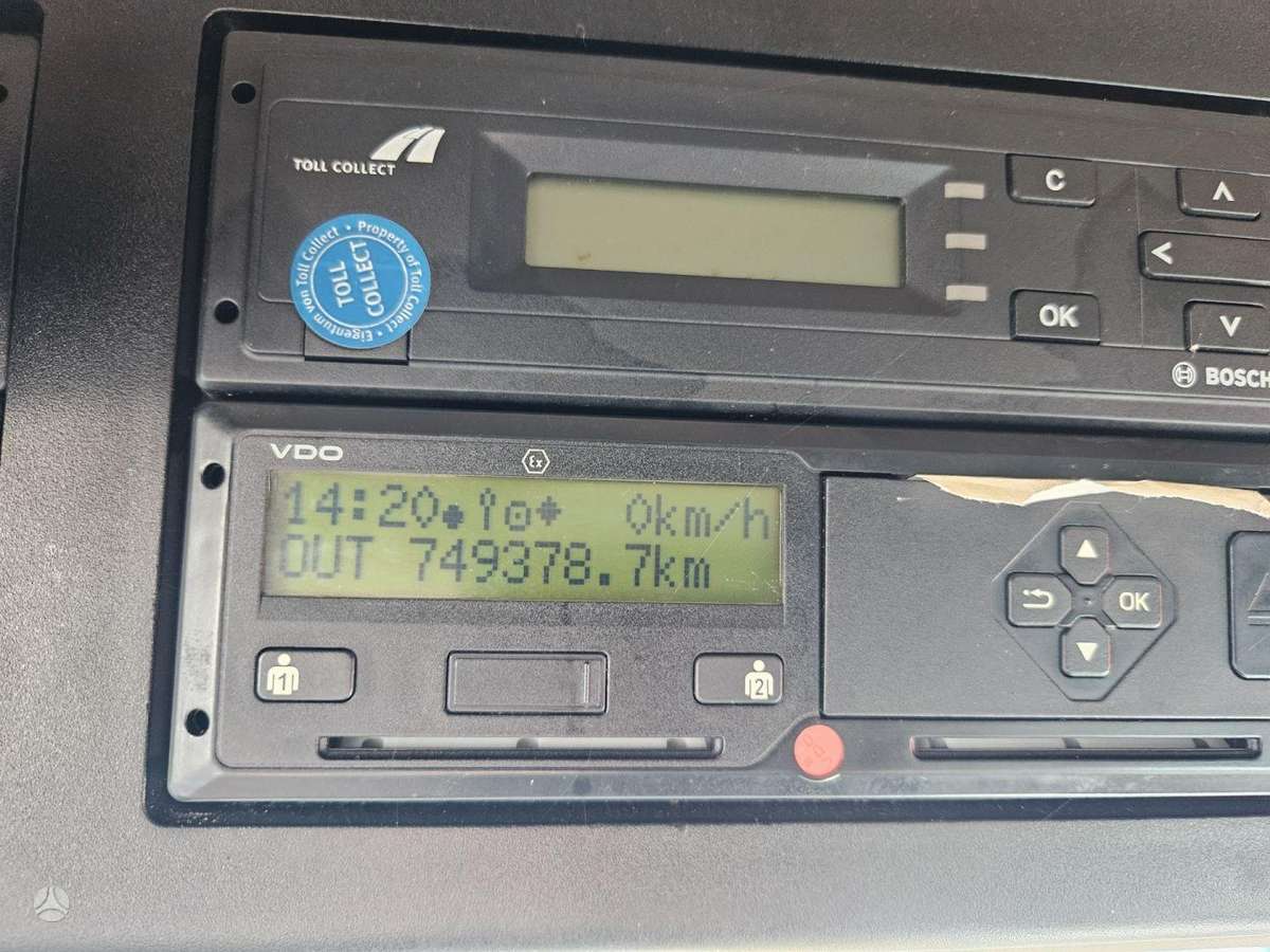Mercedes-Benz 1845 Retarder Mega, double sleeper