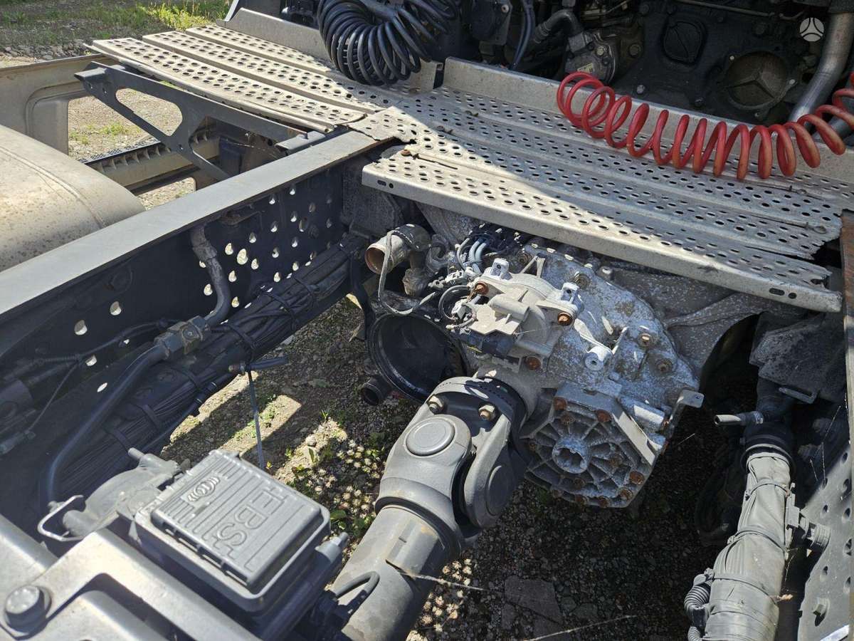 Mercedes-Benz 1845 Retarder Mega, double sleeper