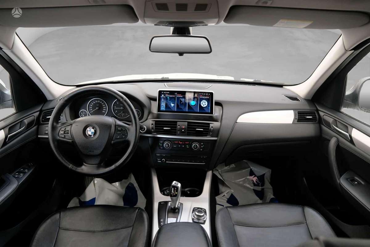 BMW X3, 2.0 l., off-road / crossover