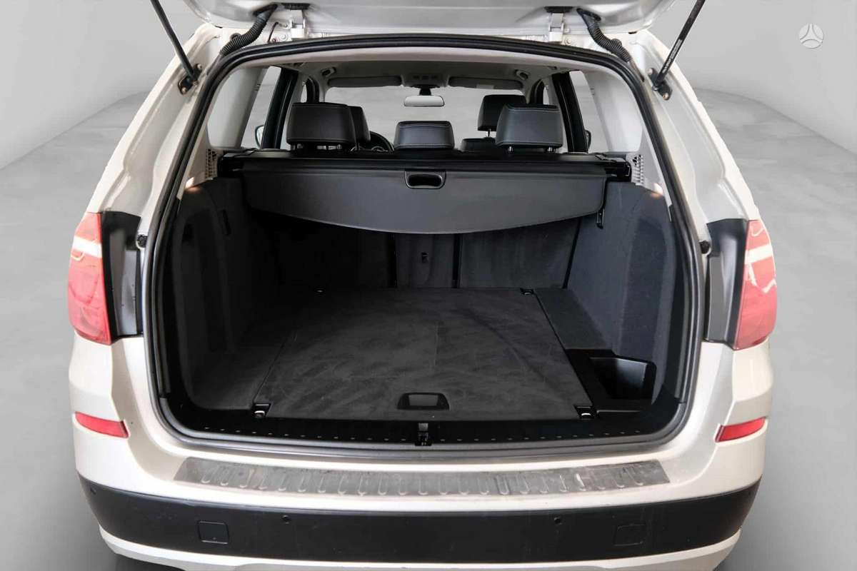 BMW X3, 2.0 l., off-road / crossover