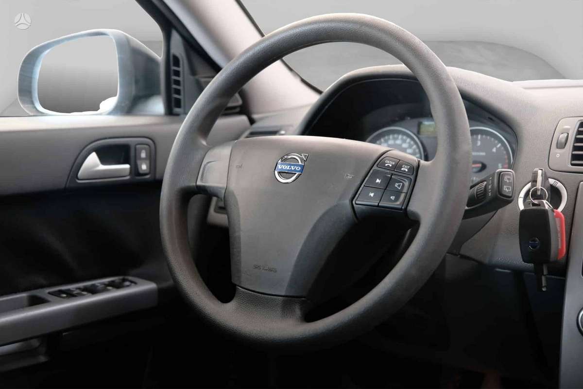 Volvo V50 - 6
