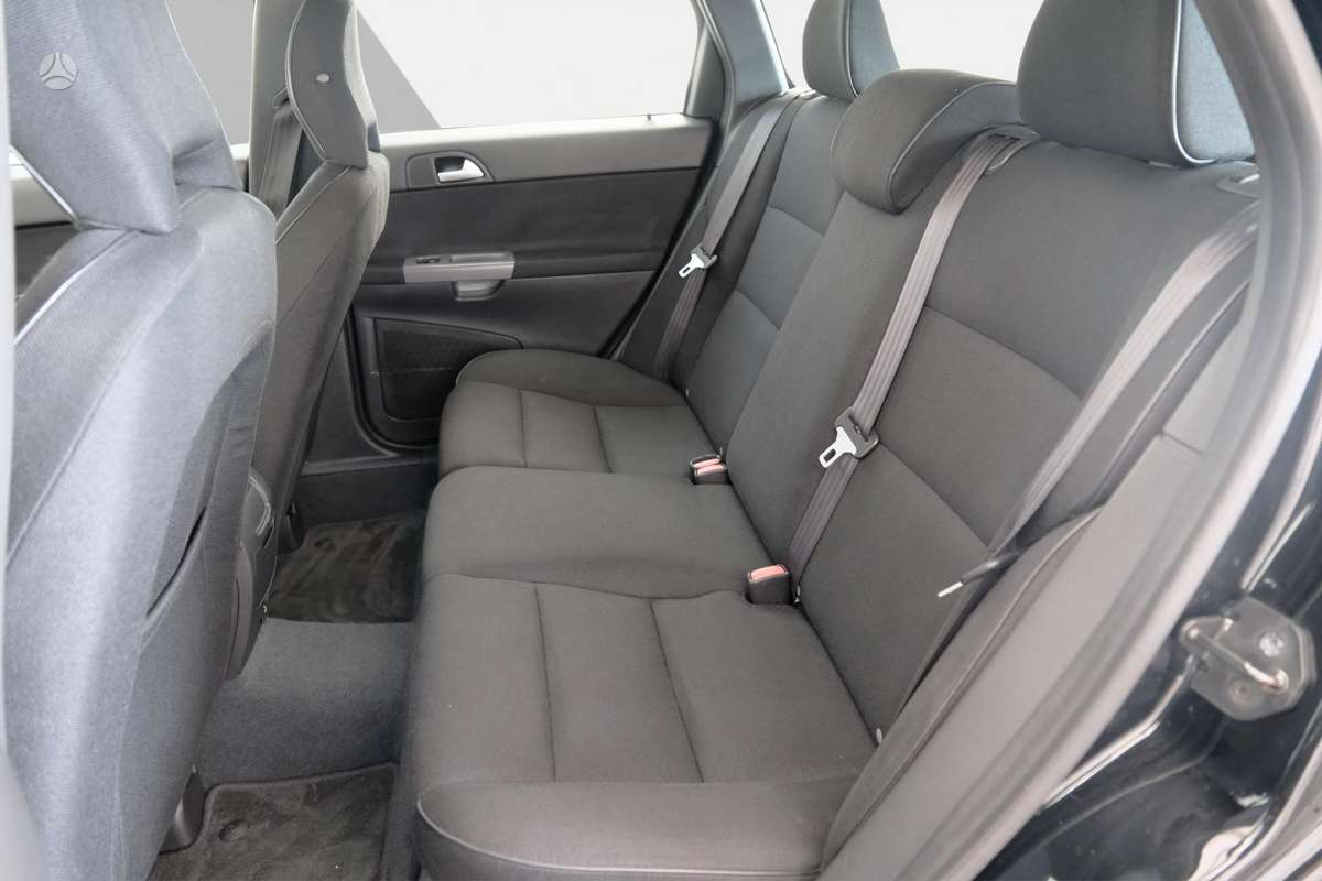 Volvo V50 - 8
