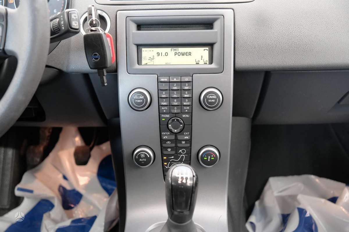 Volvo V50 - 10