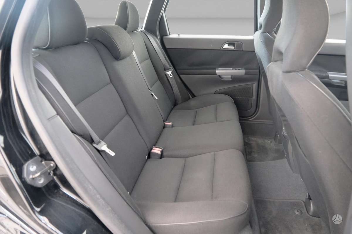 Volvo V50 - 12