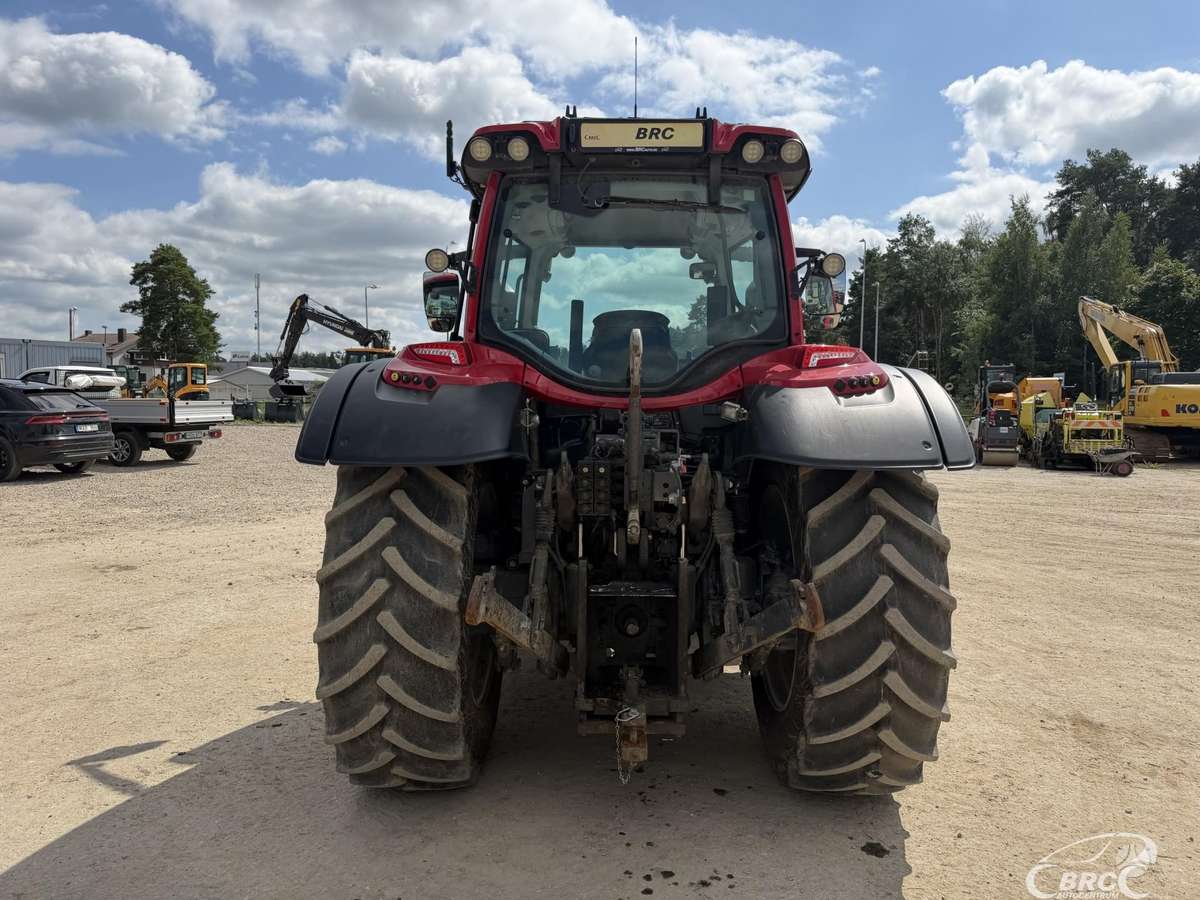 Valtra N155E Frontalinis krautuvas .., tractors