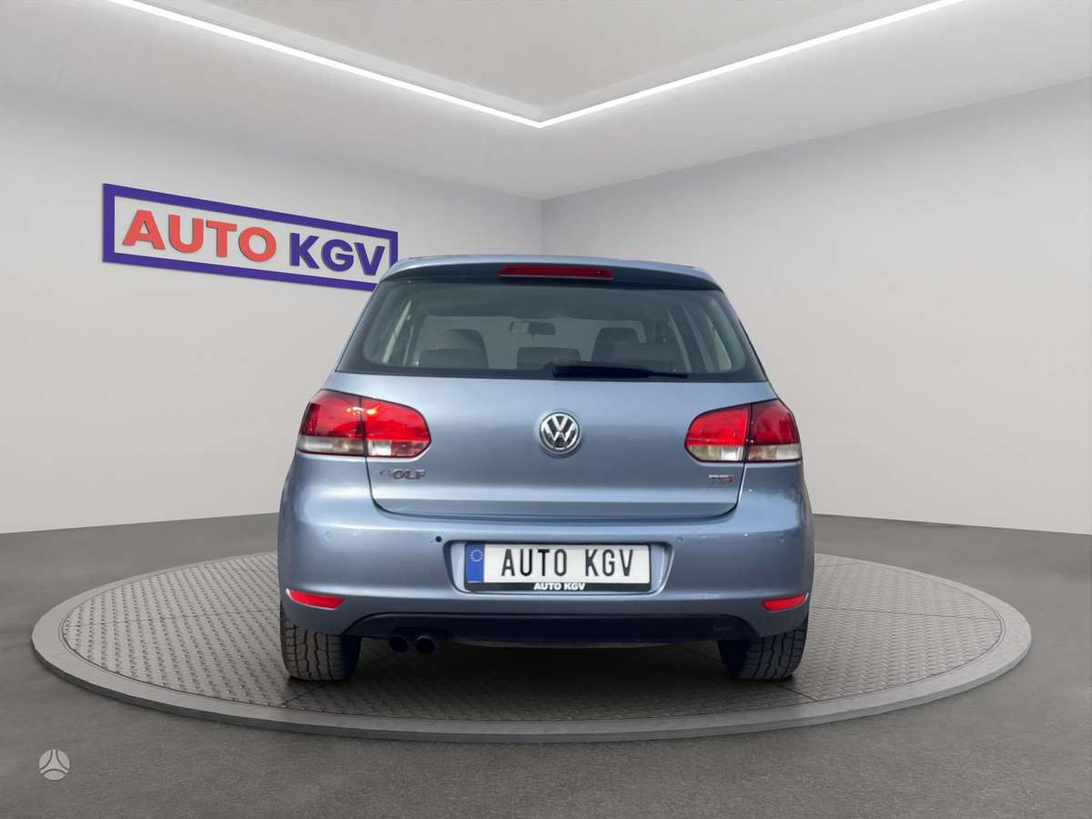 Volkswagen Golf - 4