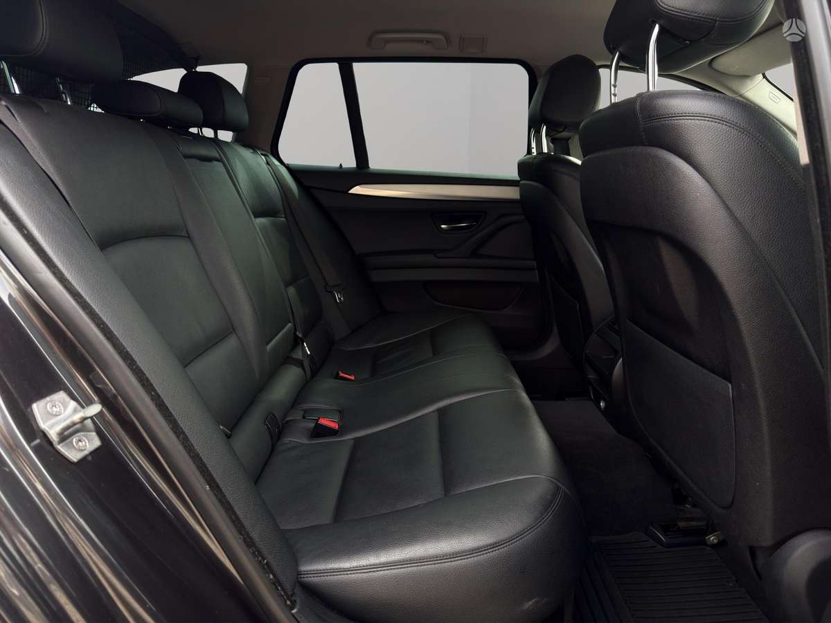 BMW 520, 2.0 l., wagon