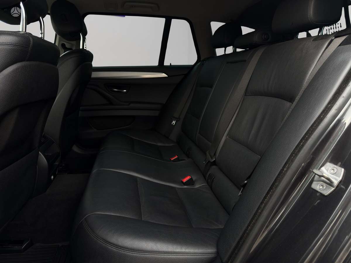 BMW 520, 2.0 l., wagon