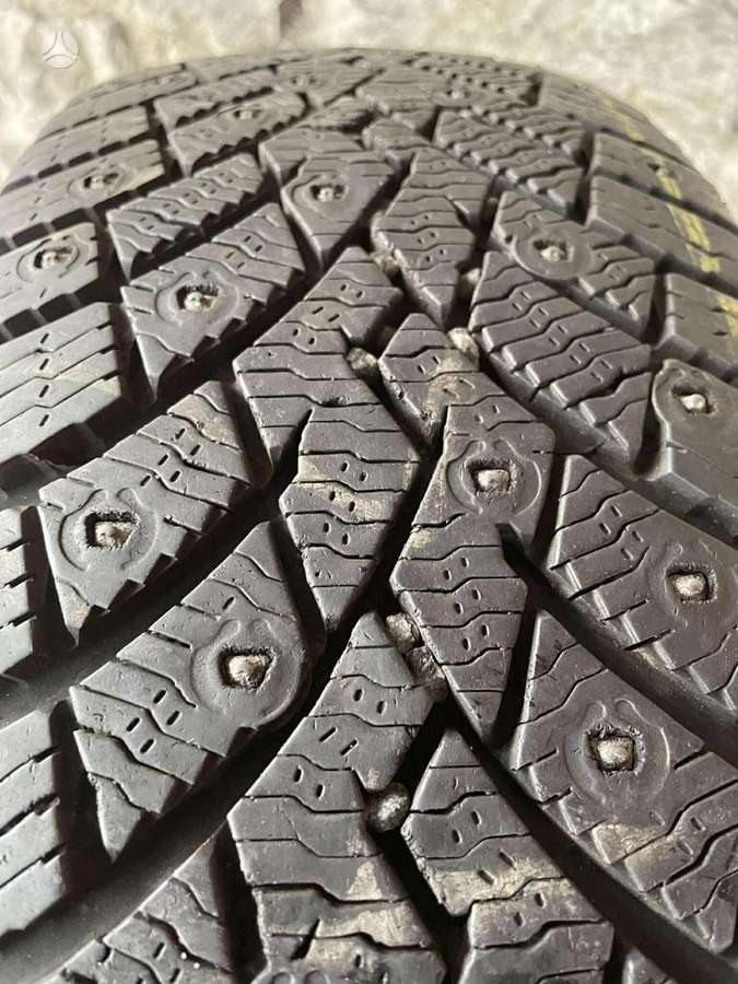 Pirelli Winter Ice Zero 2, žieminės 215/45 R18