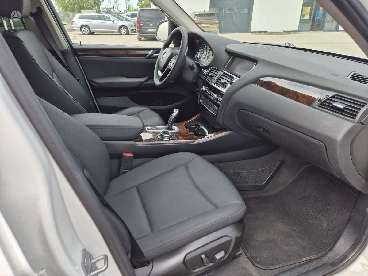 BMW X3, 2.0 l., off-road / crossover