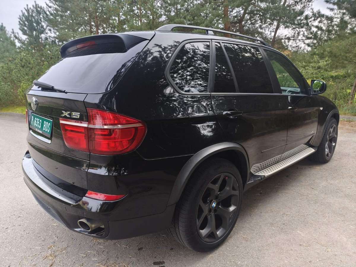 BMW X5, 3.0 l., mpv / minivan