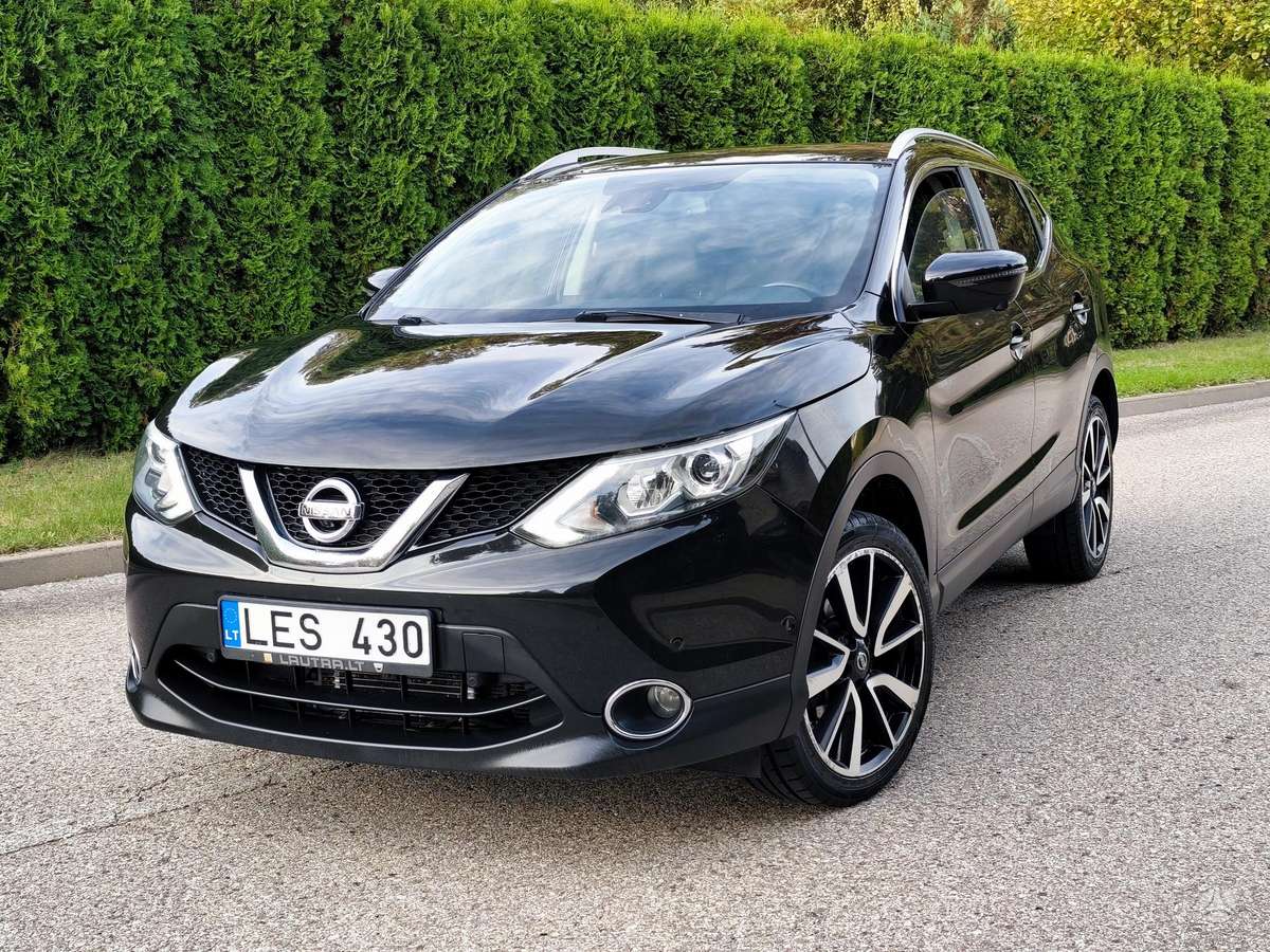 Nissan Qashqai - 1
