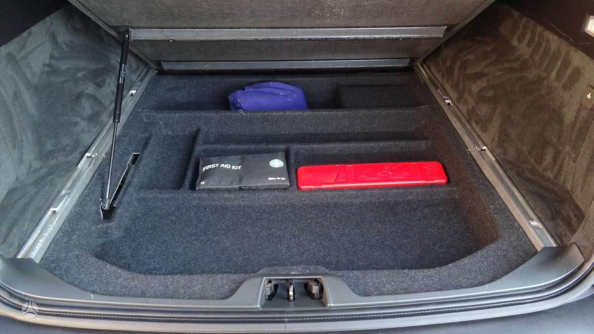 Volvo XC70, 2.4 l., universalas