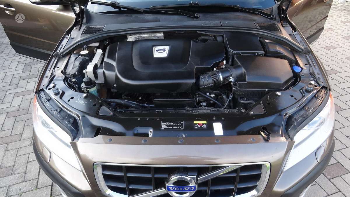 Volvo XC70, 2.4 l., Универсал