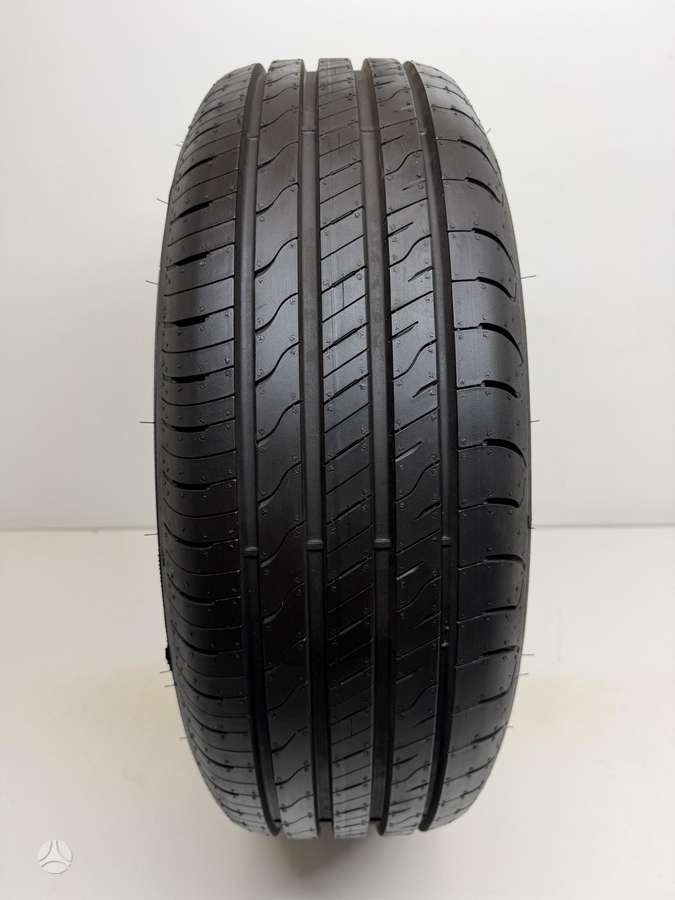Goodyear Efficient Grip 2 2025m, vasarinės 215/65 R16