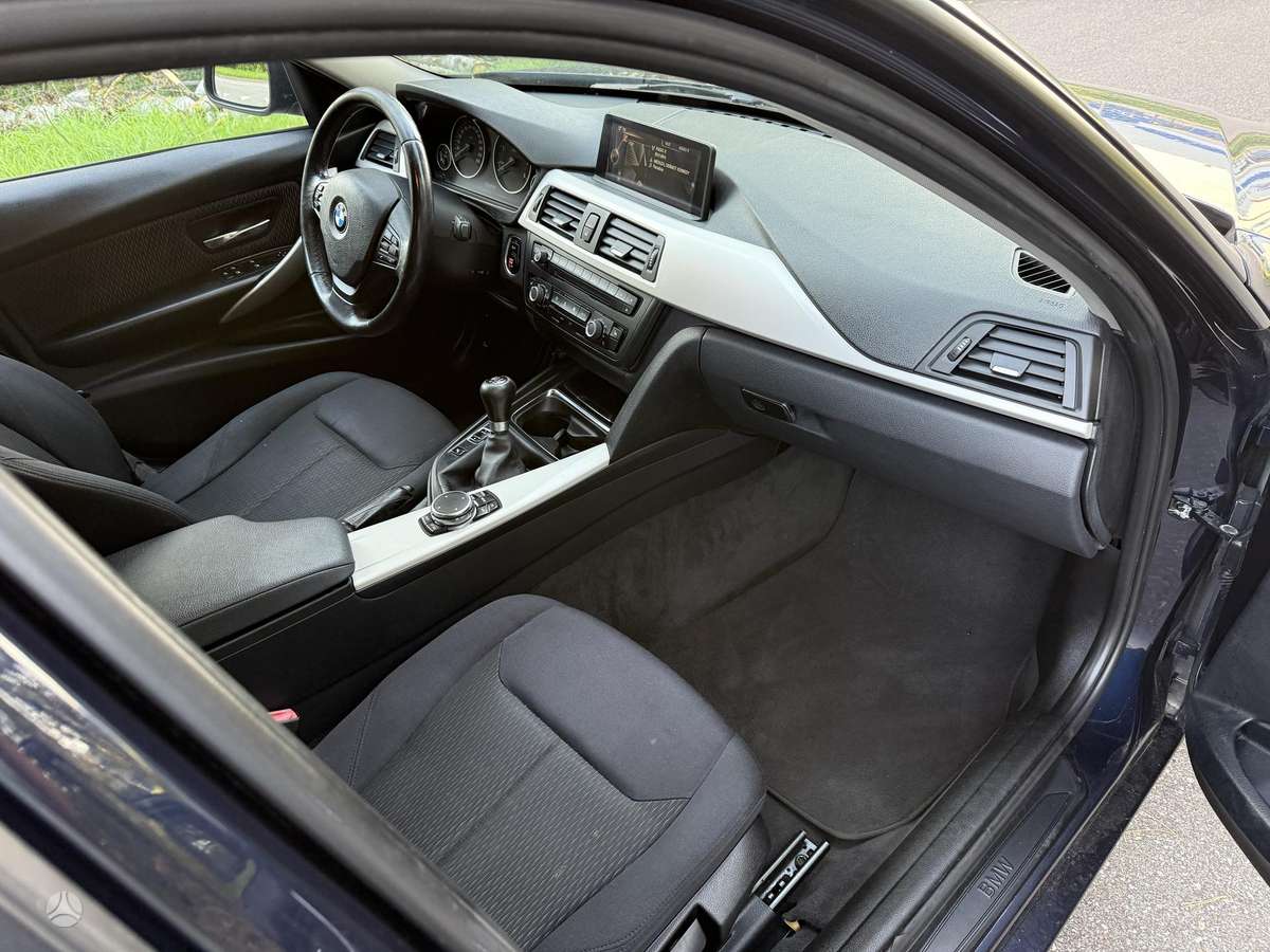 BMW 320, 2.0 l., wagon