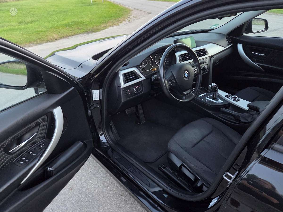 BMW 320, 2.0 l., wagon