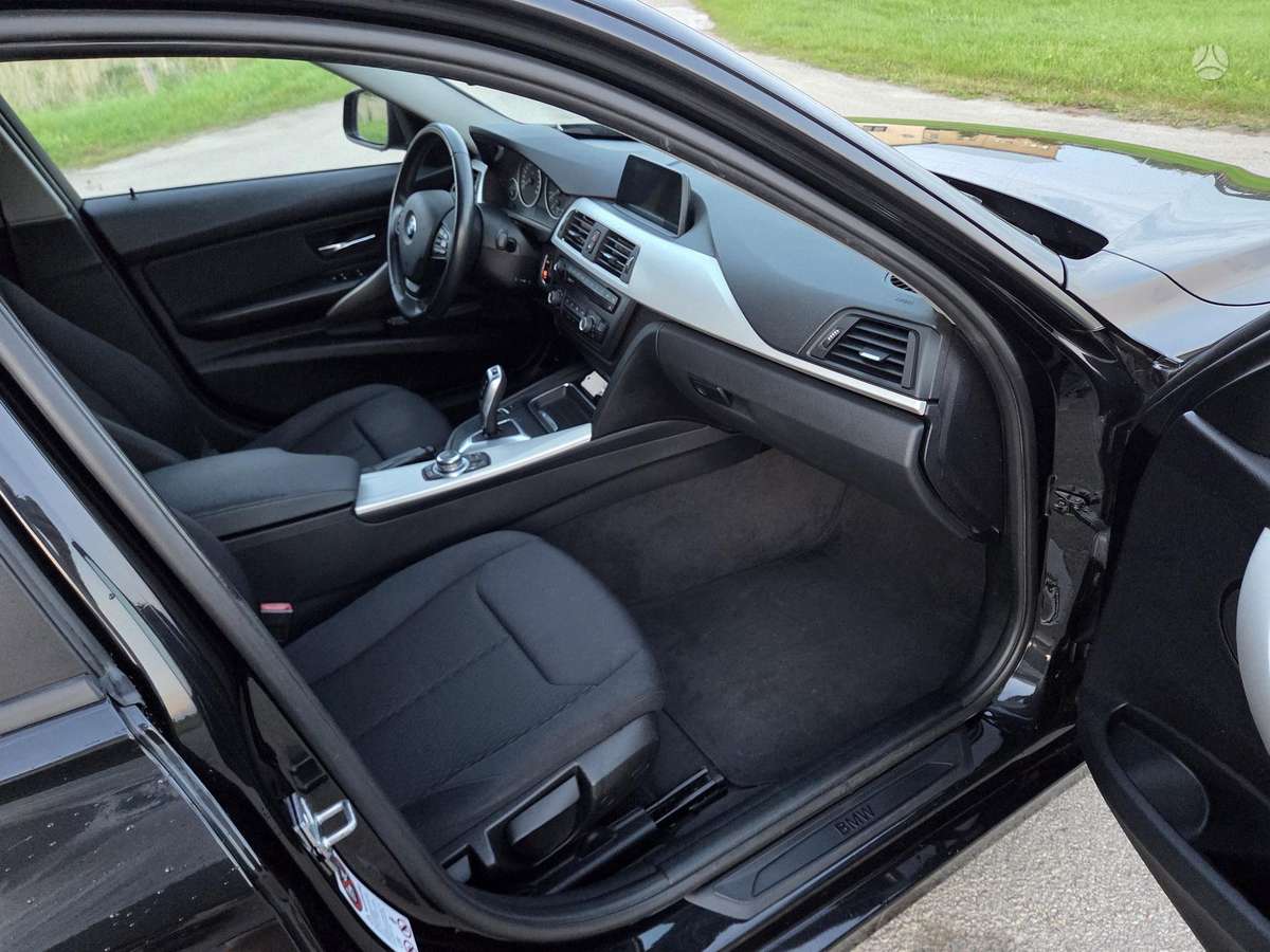 BMW 320, 2.0 l., wagon