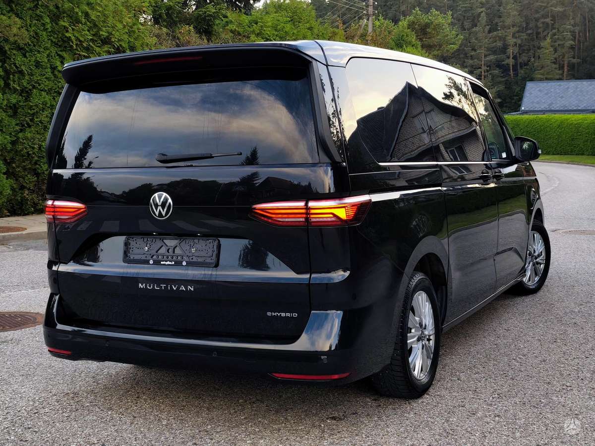 Volkswagen Multivan - 4