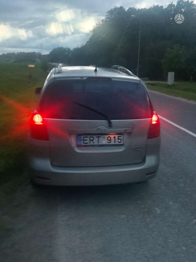 Toyota Corolla Verso - 7