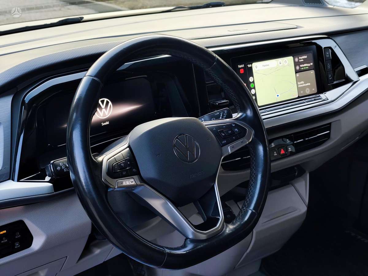 Volkswagen Multivan - 8