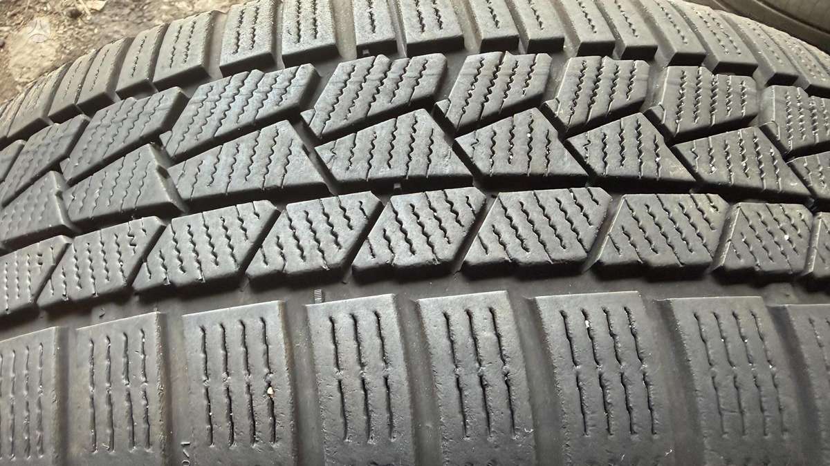 BMW IX1, lengvojo lydinio, R17