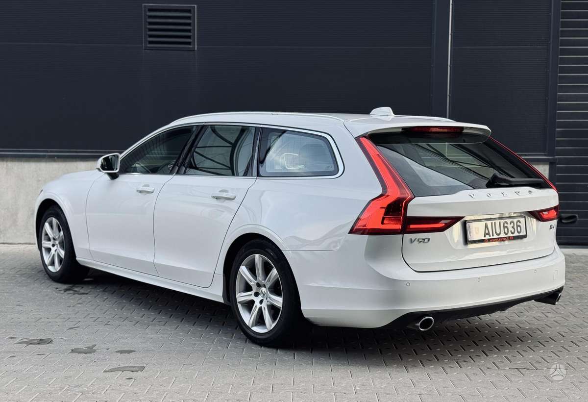 Volvo V90 - 5