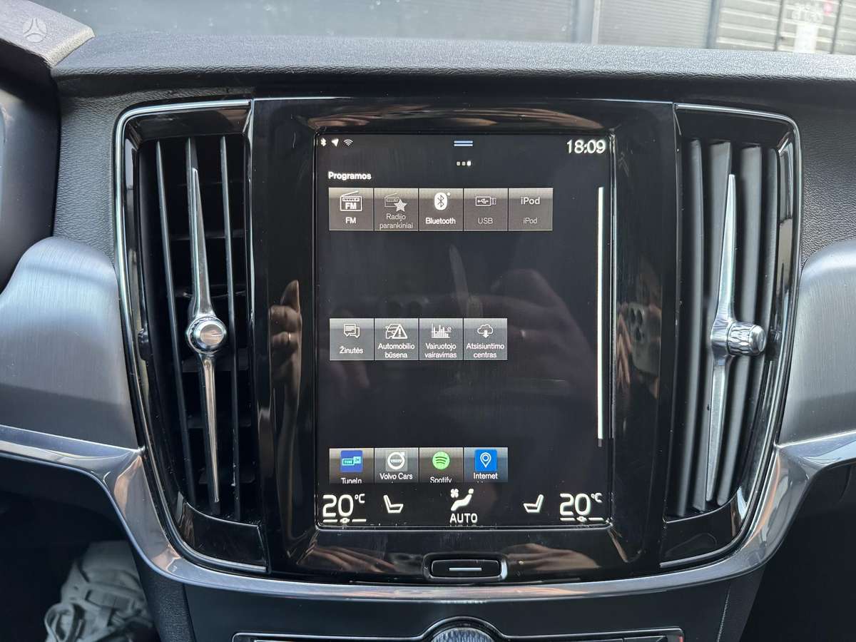 Volvo V90, 2.0 l., Универсал