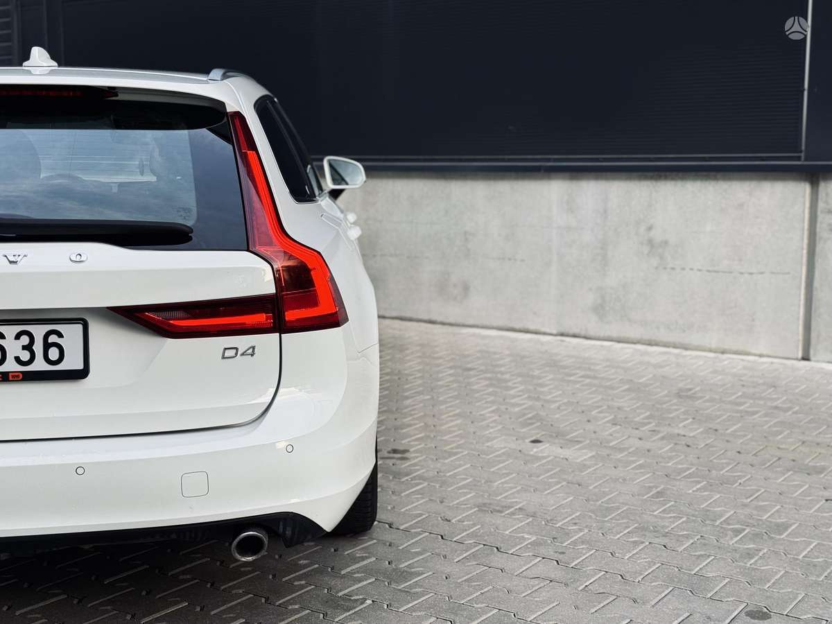 Volvo V90, 2.0 l., Универсал