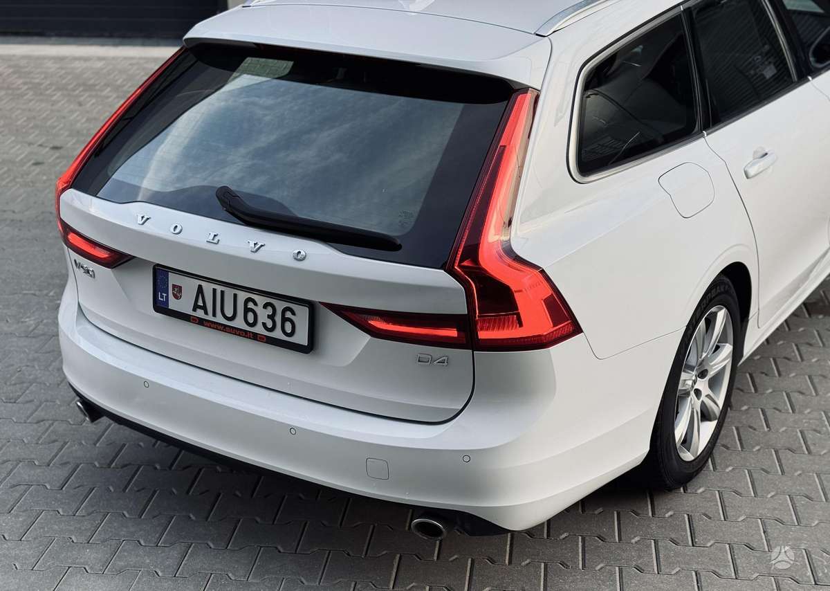 Volvo V90, 2.0 l., Универсал
