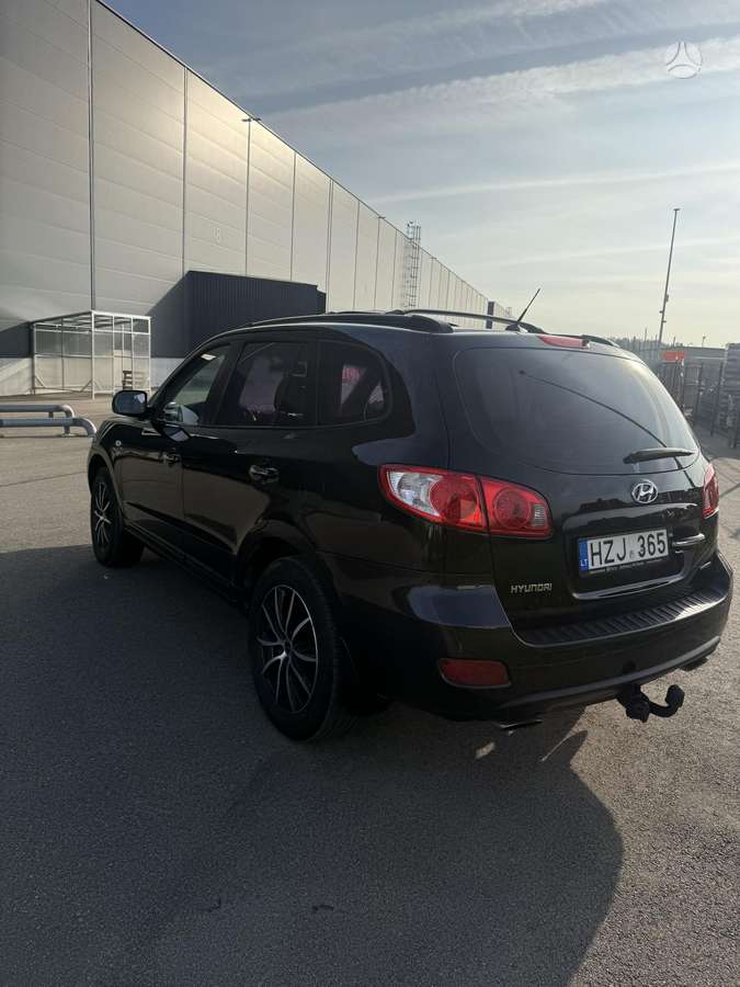 Hyundai Santa Fe - 3