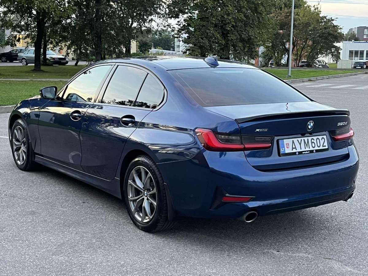 BMW 320, 2.0 l., Седан