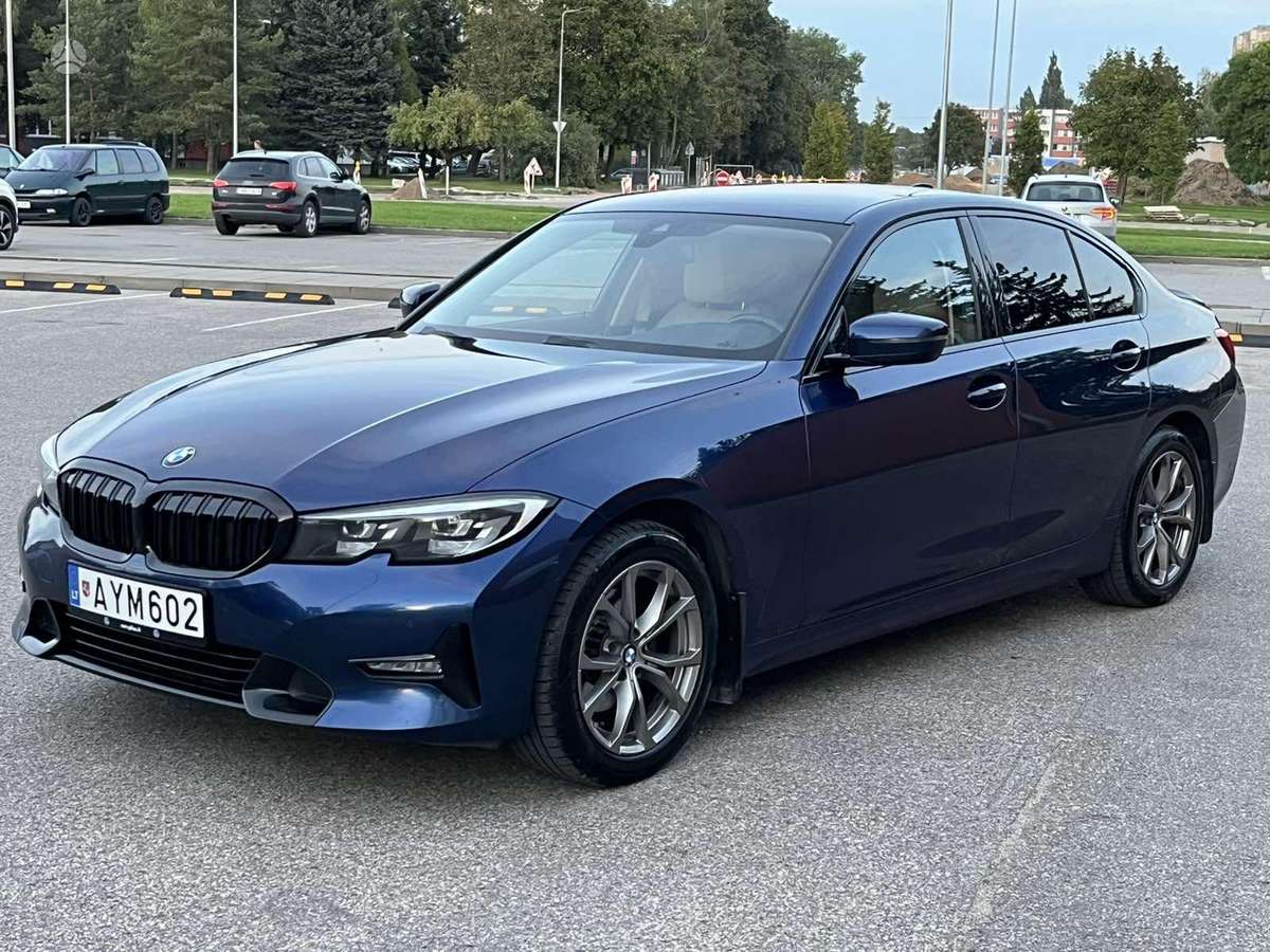 BMW 320, 2.0 l., Седан