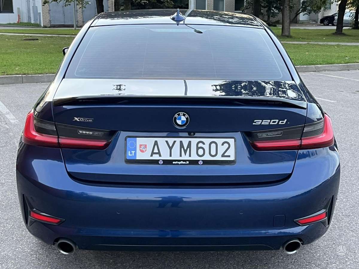 BMW 320, 2.0 l., Седан