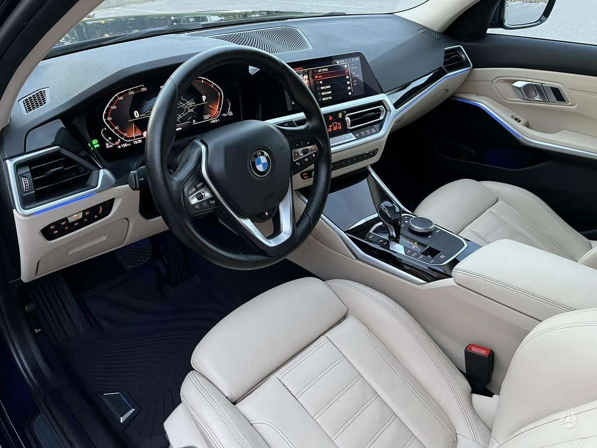 BMW 320, 2.0 l., Седан