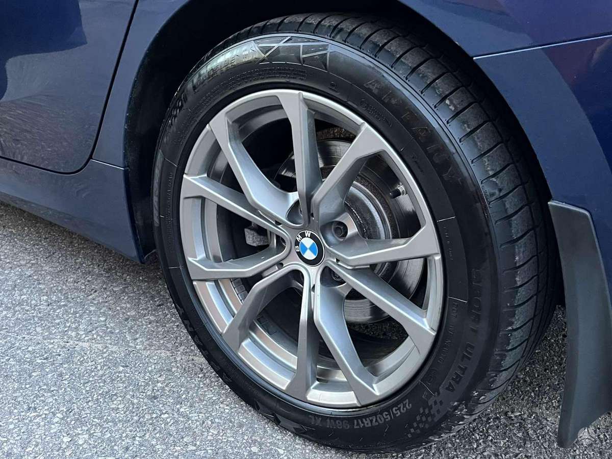 BMW 320, 2.0 l., Седан