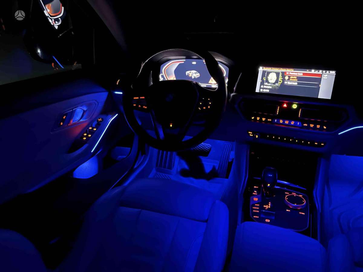BMW 320, 2.0 l., Седан